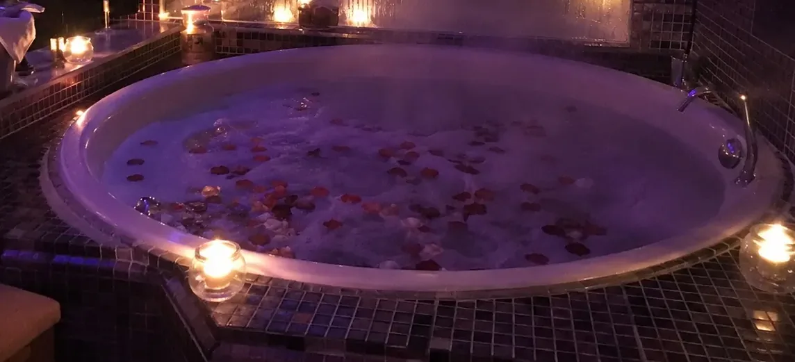 Jakuzili vip oda — Lila Spa, Güngören misafirlerine hizmet veren salon